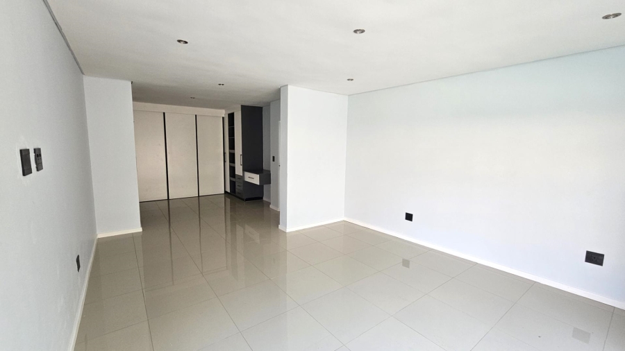 5 Bedroom Property for Sale in Melodie North West